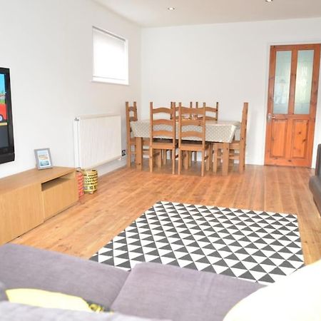 Atlantic Retreat - 5 Minute Stroll From The Beach Bude Exterior photo